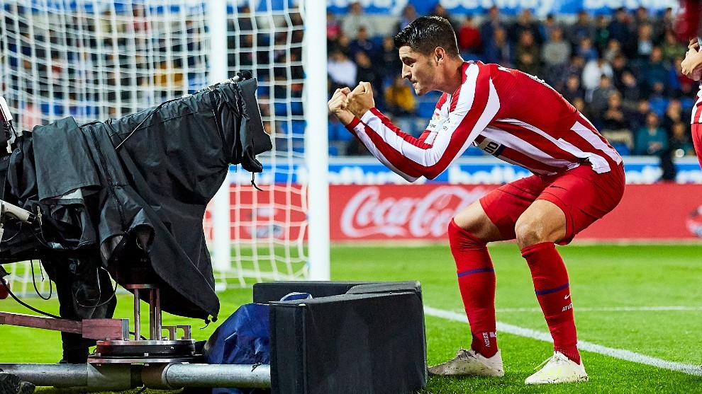 Morata, ante uno de sus rivales favoritos